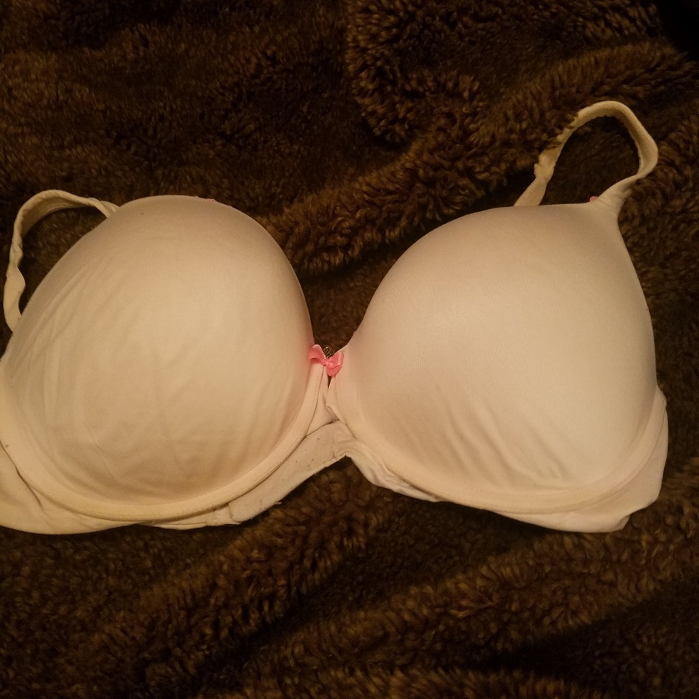 Victoria's Secret baby pink bra